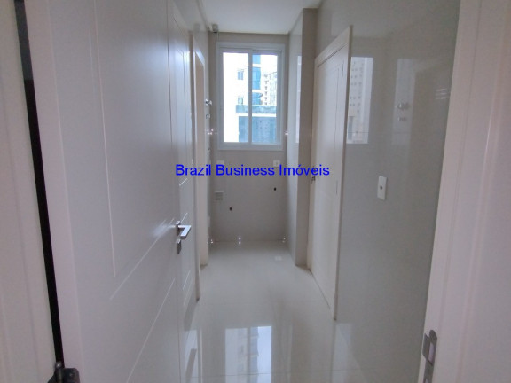 Imagem Imóvel com 3 Quartos à Venda, 162 m² em Centro - Balneário Camboriú