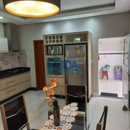 Imagem Casa com 3 Quartos à Venda, 231 m² em Jardim De Alah - Taubaté Imagem Casa com 3 Quartos à Venda, 231 m² em Jardim De Alah - Taubaté