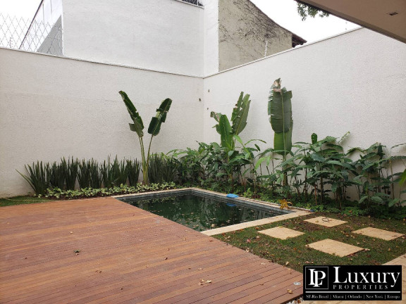 Imagem Casa com 4 Quartos à Venda, em Jardim Europa - São Paulo Imagem Casa com 4 Quartos à Venda, em Jardim Europa - São Paulo