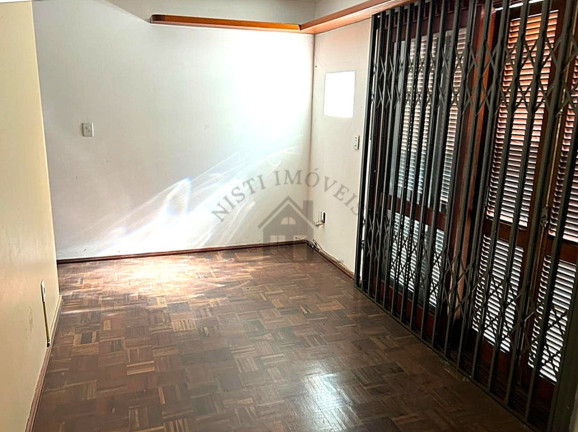 Imagem Casa com 3 Quartos à Venda, 224 m² em Jardim Lindóia - Porto Alegre Imagem Casa com 3 Quartos à Venda, 224 m² em Jardim Lindóia - Porto Alegre