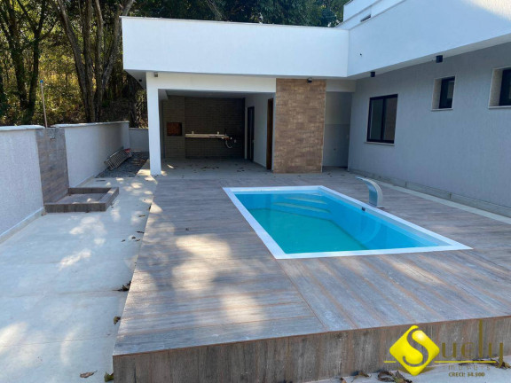 Imagem Casa com 3 Quartos à Venda, 360 m² em Maricá