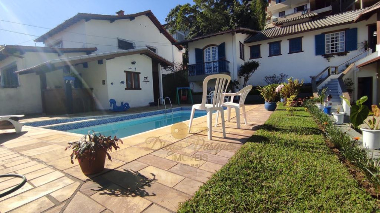 Imagem Casa com 4 Quartos à Venda, 172 m² em Tijuca - Teresópolis Imagem Casa com 4 Quartos à Venda, 172 m² em Tijuca - Teresópolis