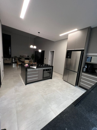 Imagem Casa com 3 Quartos à Venda, 300 m² em Condomínio Figueira Garden - Atibaia Imagem Casa com 3 Quartos à Venda, 300 m² em Condomínio Figueira Garden - Atibaia