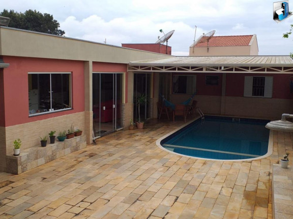 Imagem Casa com 4 Quartos à Venda, 250 m² em Vila Doutor Laurindo - Tatuí
