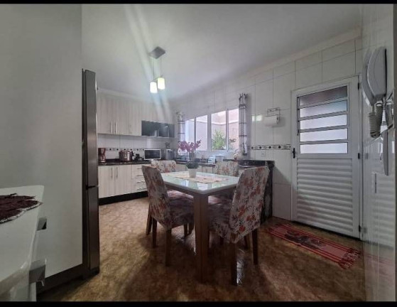 Imagem Sobrado com 4 Quartos à Venda, 160 m² em Vila São Geraldo - São Paulo Imagem Sobrado com 4 Quartos à Venda, 160 m² em Vila São Geraldo - São Paulo
