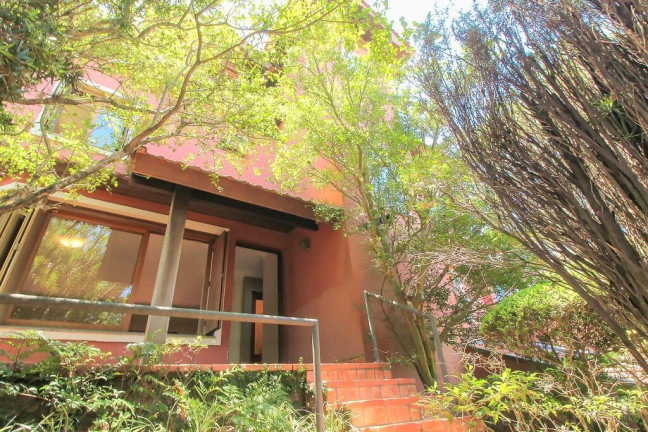 Imagem Casa com 4 Quartos à Venda, 334 m² em Ipanema - Porto Alegre