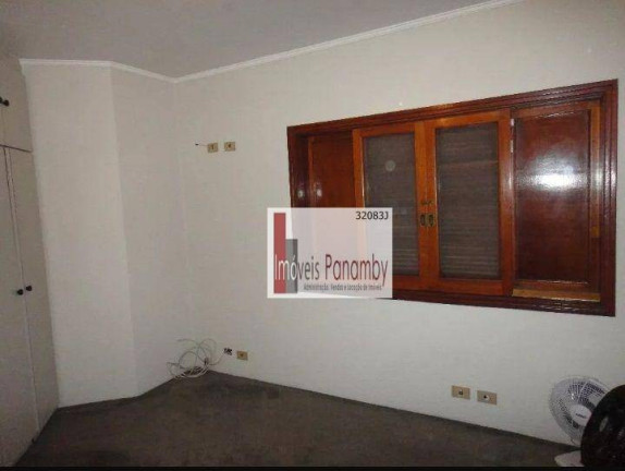 Imagem Sobrado com 4 Quartos à Venda, 244 m² em Interlagos - São Paulo