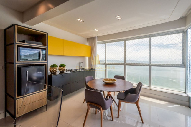 Apartamento com 3 Quartos à Venda, 179 m² em Centro - Balneário Camboriú