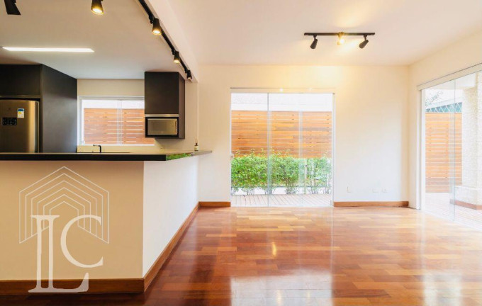 Imagem Casa com 3 Quartos à Venda, 300 m² em Morumbi - São Paulo