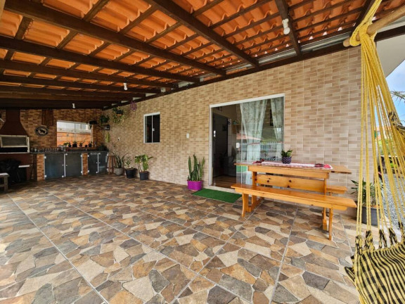 Imagem Casa com 6 Quartos à Venda, 160 m² em Centro - Balneário Barra Do Sul