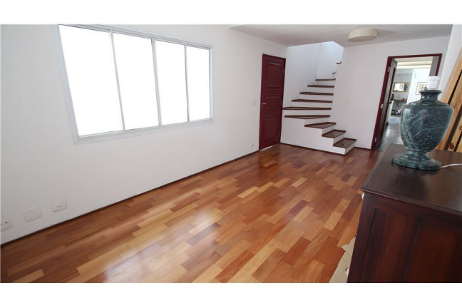 Imagem Casa com 2 Quartos à Venda, 145 m² em Chácara Santo Antônio (zona Sul) - São Paulo Imagem Casa com 2 Quartos à Venda, 145 m² em Chácara Santo Antônio (zona Sul) - São Paulo
