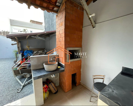 Imagem Casa com 2 Quartos à Venda, 105 m² em Petrópolis - Joinville Imagem Casa com 2 Quartos à Venda, 105 m² em Petrópolis - Joinville