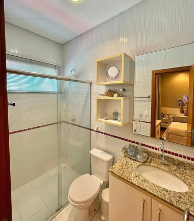 Imagem Casa com 3 Quartos à Venda, 238 m² em Flores - Manaus