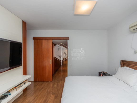 Imagem Imóvel com 5 Quartos à Venda, 400 m² em Cerqueira César - São Paulo Imagem Imóvel com 5 Quartos à Venda, 400 m² em Cerqueira César - São Paulo