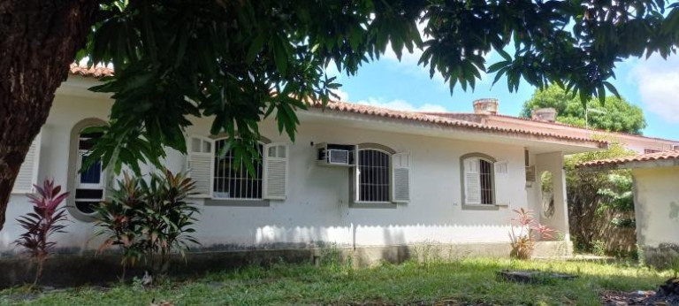 Imagem Casa com 5 Quartos à Venda, 333 m² em Candeias - Jaboatão Dos Guararapes Imagem Casa com 5 Quartos à Venda, 333 m² em Candeias - Jaboatão Dos Guararapes