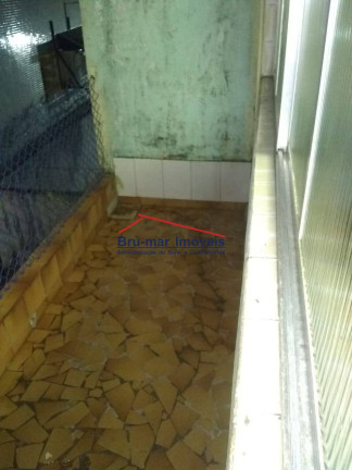 Imagem Casa com 3 Quartos à Venda, 130 m² em Marapé - Santos