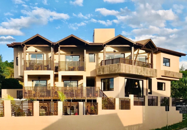 Imagem Imóvel com 2 Quartos à Venda, 406 m² em Praia Do Rosa - Imbituba