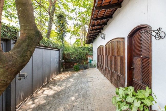 Imagem Casa com 3 Quartos à Venda, 400 m² em Alto De Pinheiros - São Paulo Imagem Casa com 3 Quartos à Venda, 400 m² em Alto De Pinheiros - São Paulo