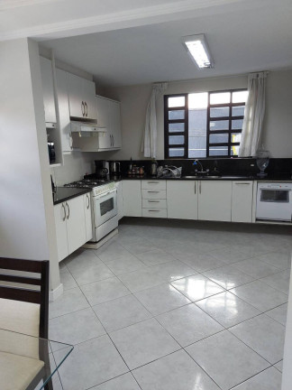 Imagem Sobrado com 3 Quartos à Venda, 366 m² em Guabirotuba - Curitiba Imagem Sobrado com 3 Quartos à Venda, 366 m² em Guabirotuba - Curitiba