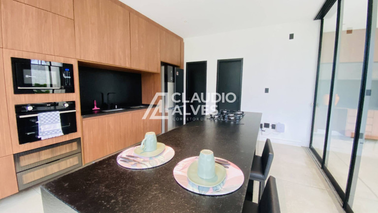 Imagem Casa com 3 Quartos à Venda, 300 m² em Sim - Feira De Santana