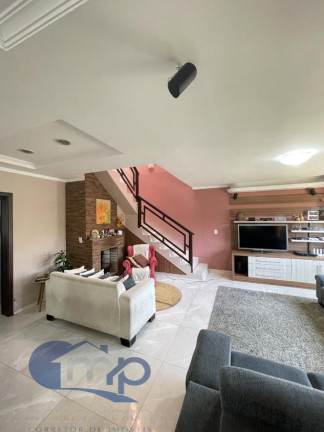Imagem Casa com 4 Quartos à Venda, 240 m² em Centro - Torres