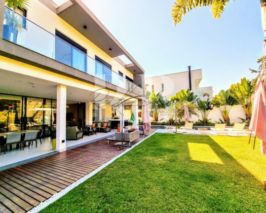 Imagem Imóvel com 5 Quartos à Venda,  em Riviera - Bertioga