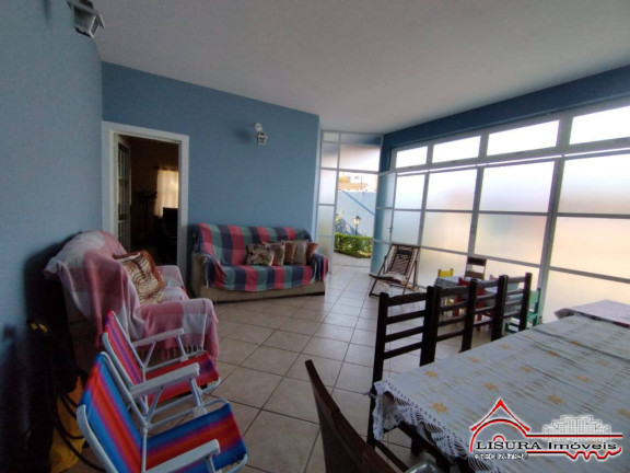 Imagem Casa com 4 Quartos à Venda, 175 m² em Jardim Santa Maria - Jacareí Imagem Casa com 4 Quartos à Venda, 175 m² em Jardim Santa Maria - Jacareí