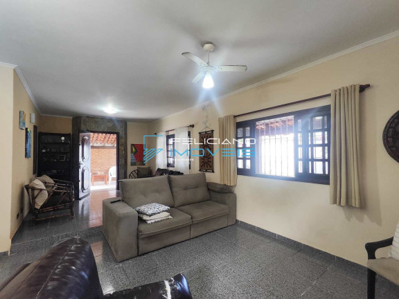 Imagem Casa com 3 Quartos à Venda, 259 m² em Flórida - Praia Grande Imagem Casa com 3 Quartos à Venda, 259 m² em Flórida - Praia Grande