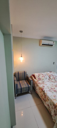 Imagem Casa com 3 Quartos à Venda, 290 m² em Acarape - Teresina