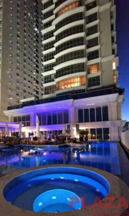Apartamento com 3 Quartos à Venda, 587 m² em Centro - Balneário Camboriú