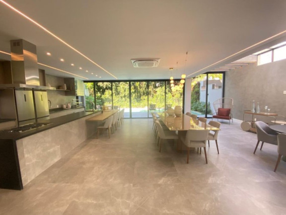 Imagem Casa com 6 Quartos à Venda, 420 m² em Riviera - Bertioga Imagem Casa com 6 Quartos à Venda, 420 m² em Riviera - Bertioga