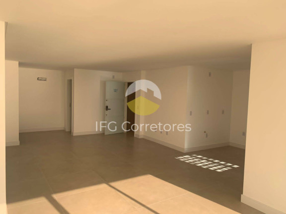 Imagem Apartamento com 3 Quartos à Venda, 140 m² em Centro - Balneário Piçarras