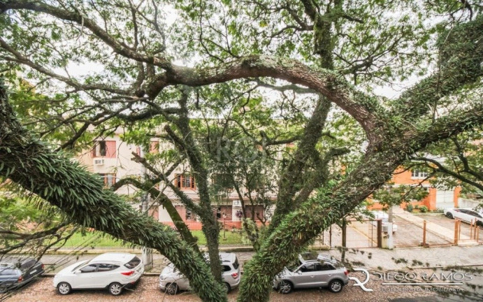 Imagem Apartamento com 2 Quartos à Venda, 82 m² em Jardim Botânico - Porto Alegre