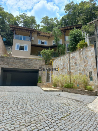 Casa com 4 Quartos à Venda, 280 m² em Pendotiba - Niterói