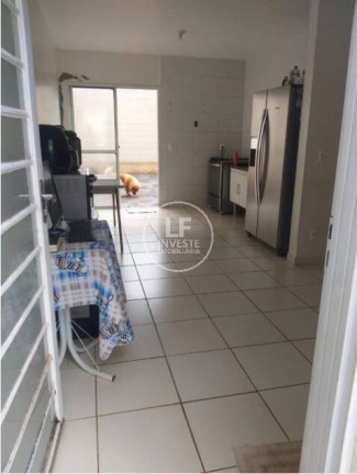 Imagem Casa de Condomínio com 2 Quartos à Venda, 180 m² em Parque Maracanã - Goiânia