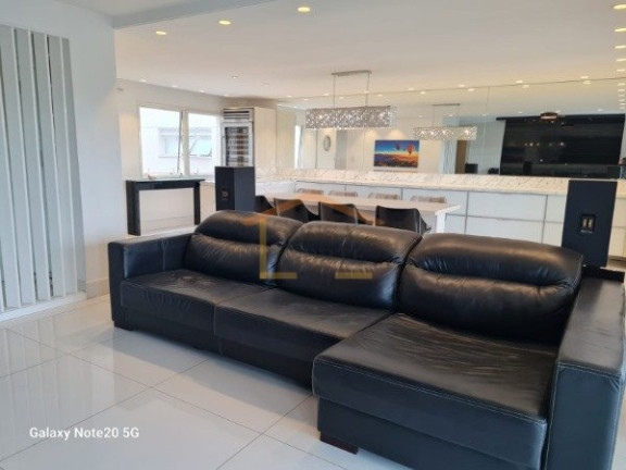 Apartamento com 3 Quartos para Alugar, 248 m² em Santana - São Paulo