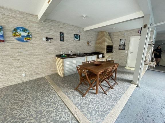 Imagem Casa com 4 Quartos à Venda, 232 m² em Governador Celso Ramos - Governador Celso Ramos