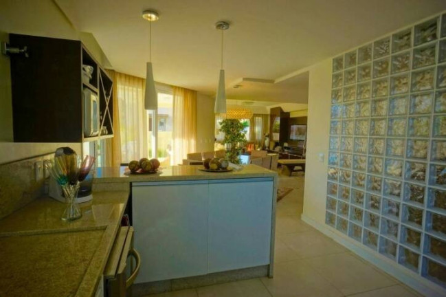 Imagem Casa com 4 Quartos à Venda, em Campeche - Florianópolis Imagem Casa com 4 Quartos à Venda, em Campeche - Florianópolis