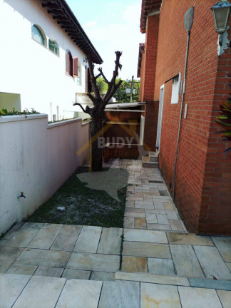 Imagem Casa com 3 Quartos à Venda ou Locação, 300 m² em Alphaville Residencial Dois - Barueri