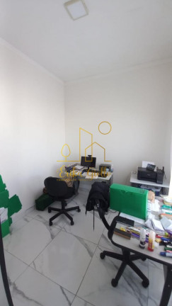 Imagem Casa com 3 Quartos à Venda, 260 m² em Engordadouro - Jundiaí
