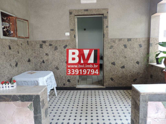 Imagem Casa com 7 Quartos à Venda, 300 m² em Vista Alegre - Rio De Janeiro