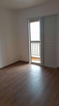 Imagem Apartamento com 2 Quartos à Venda, 74 m² em Jardim Tupanci - Barueri