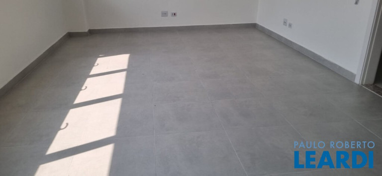 Foto do imóvel Sala Comercial à Venda, 37 m² em Vila Assunção - Santo André