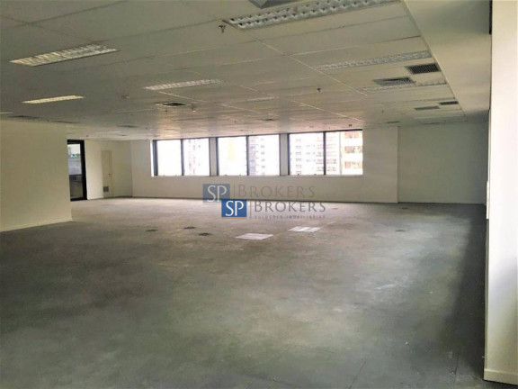 Imagem Sala Comercial à Venda ou Locação, 482 m² em Itaim Bibi - São Paulo Imagem Sala Comercial à Venda ou Locação, 482 m² em Itaim Bibi - São Paulo