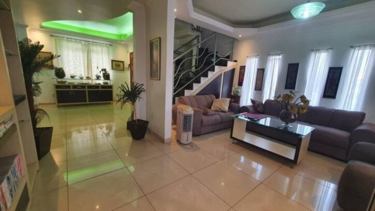 Imagem Casa com 4 Quartos à Venda, 357 m² em Santa Terezinha - Belo Horizonte Imagem Casa com 4 Quartos à Venda, 357 m² em Santa Terezinha - Belo Horizonte
