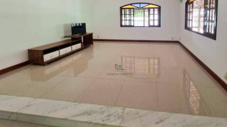 Casa com 4 Quartos à Venda, 750 m² em Itaipu - Niterói