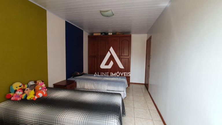 Imagem Casa com 3 Quartos à Venda, 200 m² em Pedro Bonini Ii - Cruz Alta Imagem Casa com 3 Quartos à Venda, 200 m² em Pedro Bonini Ii - Cruz Alta
