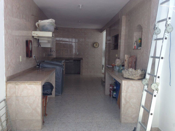 Imagem Casa com 3 Quartos à Venda, 250 m² em Parque Jóquei Club - Campos Dos Goytacazes
