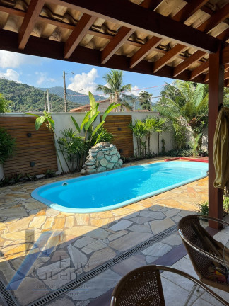 Imagem Casa com 4 Quartos à Venda, 320 m² em Jardim Samambaia - Ubatuba Imagem Casa com 4 Quartos à Venda, 320 m² em Jardim Samambaia - Ubatuba