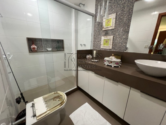 Imagem Imóvel com 5 Quartos à Venda, 320 m² em Barra Da Tijuca - Rio De Janeiro Imagem Imóvel com 5 Quartos à Venda, 320 m² em Barra Da Tijuca - Rio De Janeiro